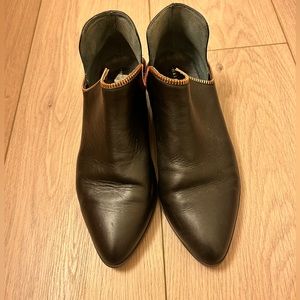 Halogen Piper Black Booties, in excellent pre loved condition. Leather